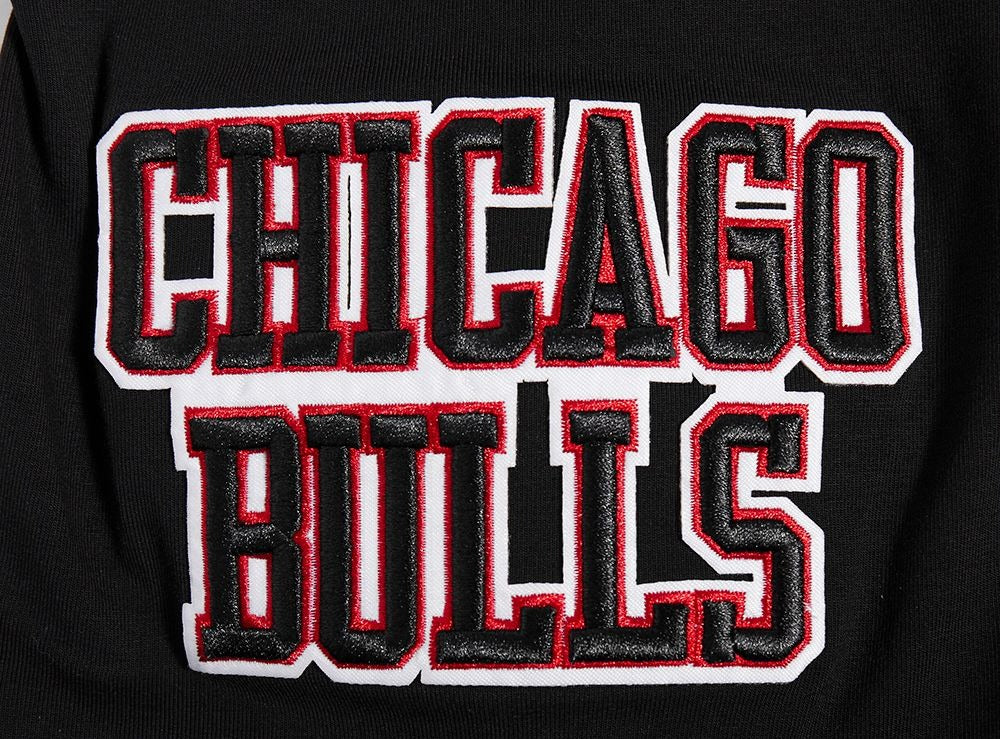 CHICAGO BULLS MEN'S S/S TEE OLD ENGLISH