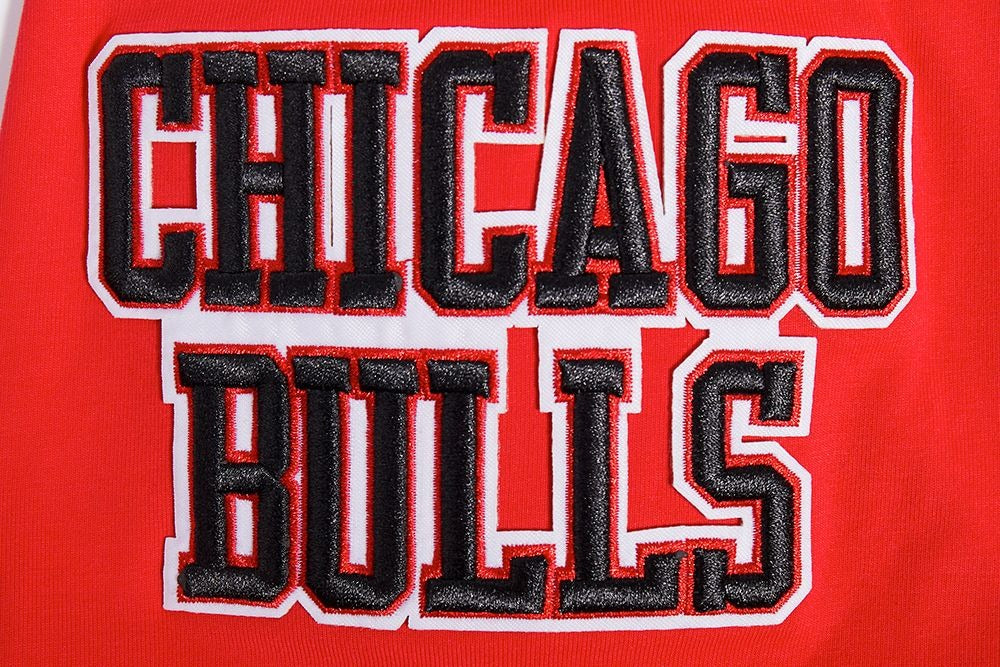 CHICAGO BULLS MEN'S S/S TEE OLD ENGLISH