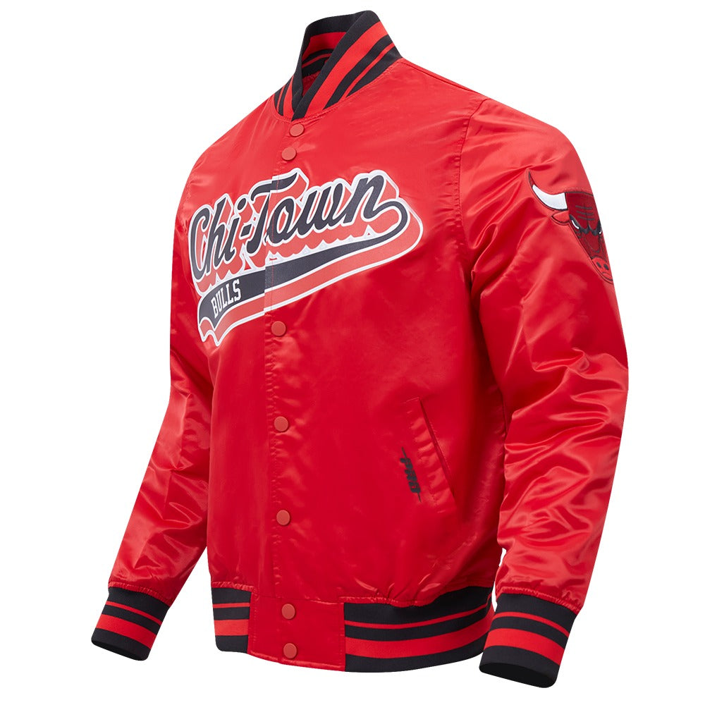 CHICAGO BULLS SCRIPT TAIL SATIN JACKET