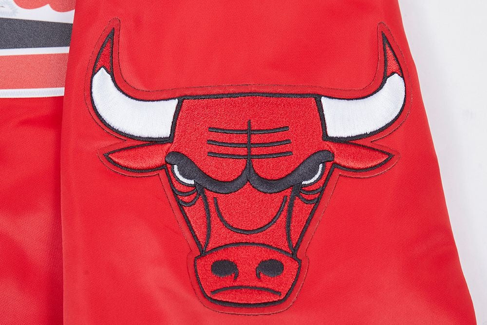 CHICAGO BULLS SCRIPT TAIL SATIN JACKET