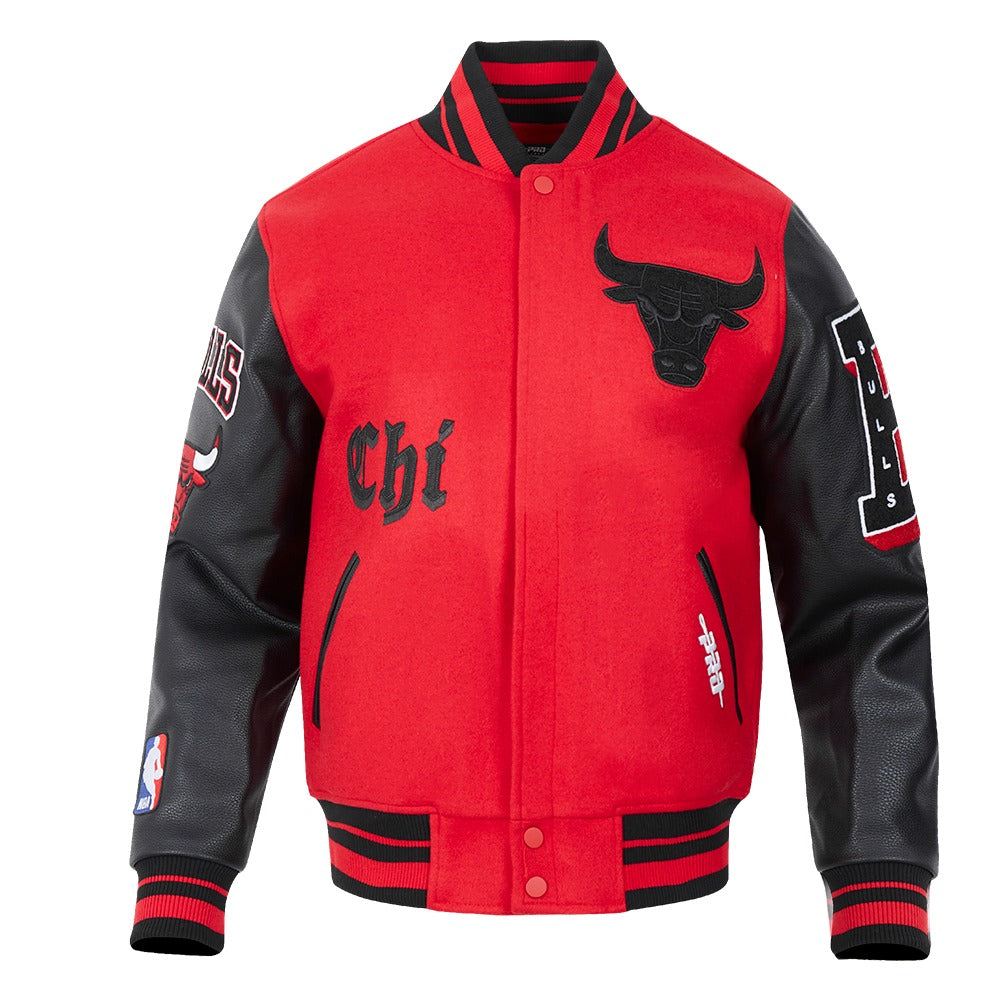 CHICAGO BULLS MEN'S VARSITY JACKET OLD ENGLISH