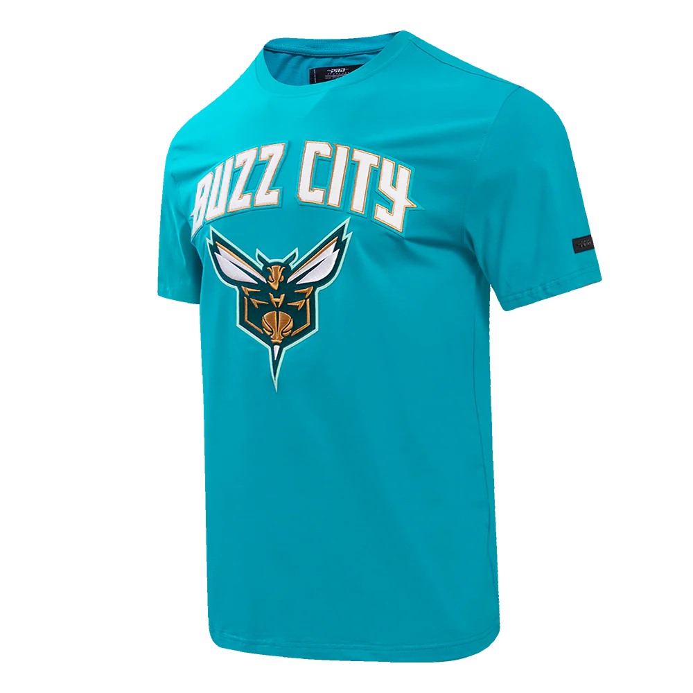 NBA CHARLOTTE HORNETS MEN'S CHEST BUZZ CITY TEE