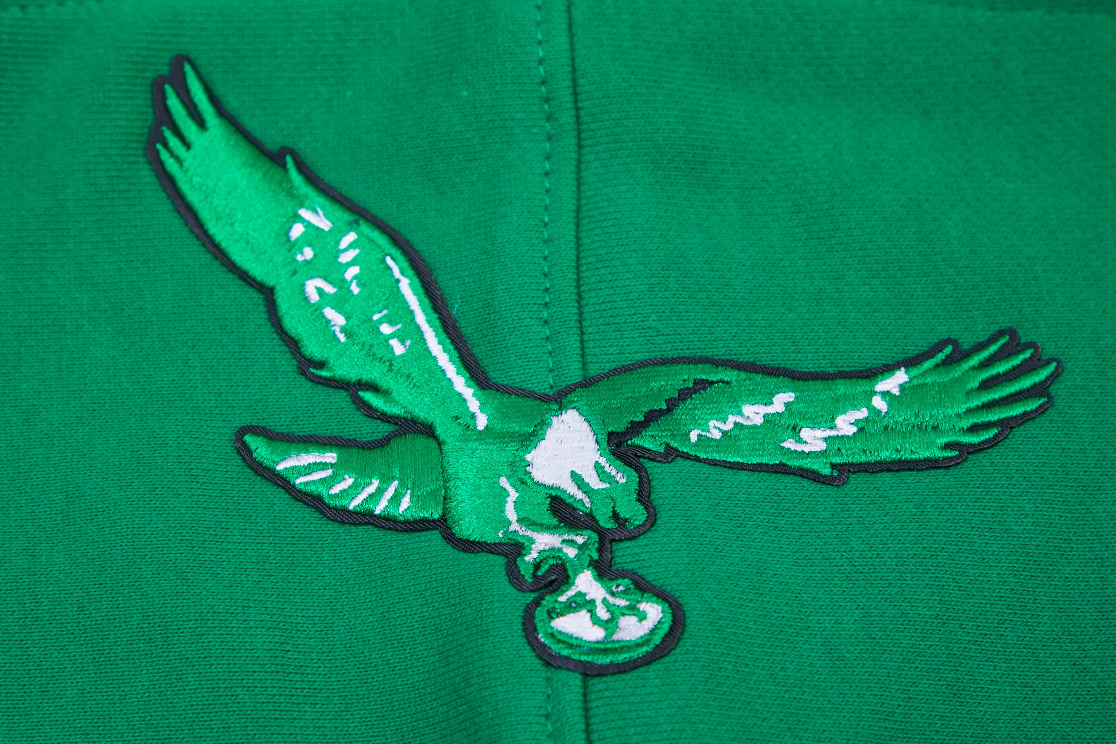 NFL PHILADELPHIA EAGLES RETRO CLASSIC MEN'S PULLOVER HOODIE