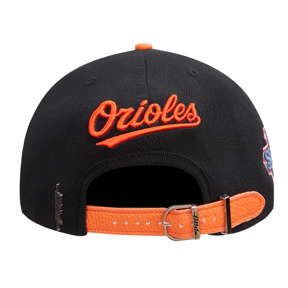 MLB BALTIMORE ORIOLES OLD ENGLISH UNISEX 6 PANEL LEATHER STRAPBACK
