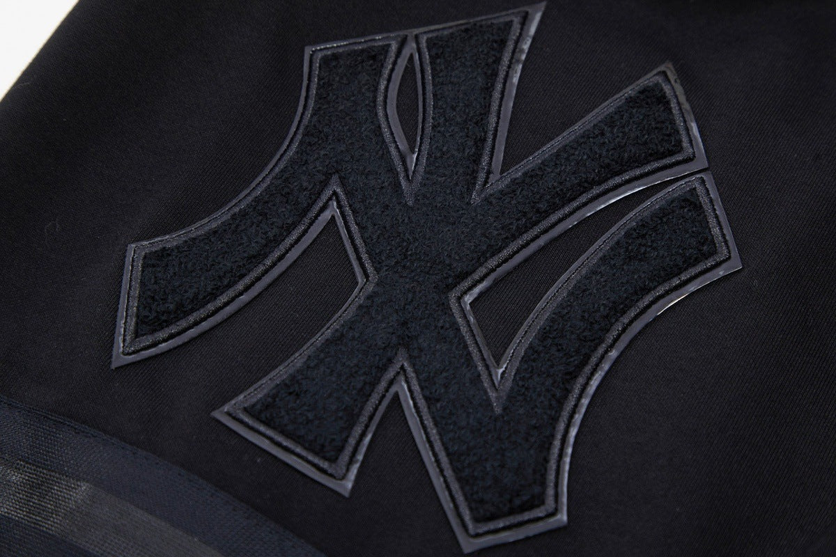 MLB NEW YORK YANKEES TRIPLE BLACK PRO TEAM MEN'S SHORT