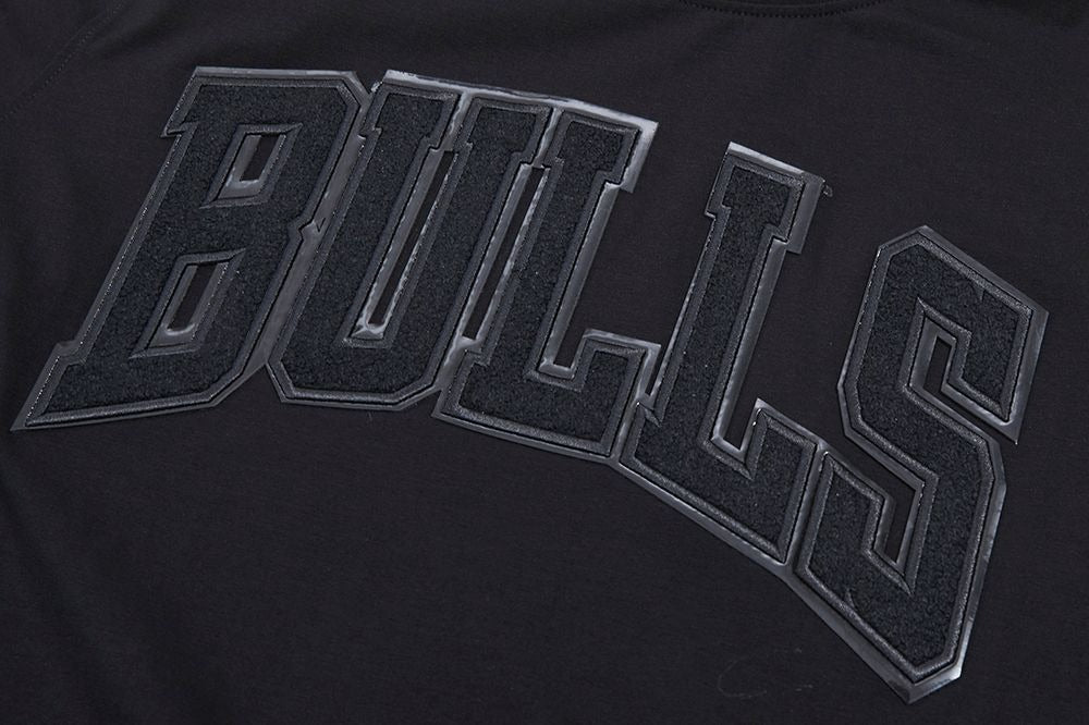 CHICAGO BULLS TRIPLE BLACK SJ TEE