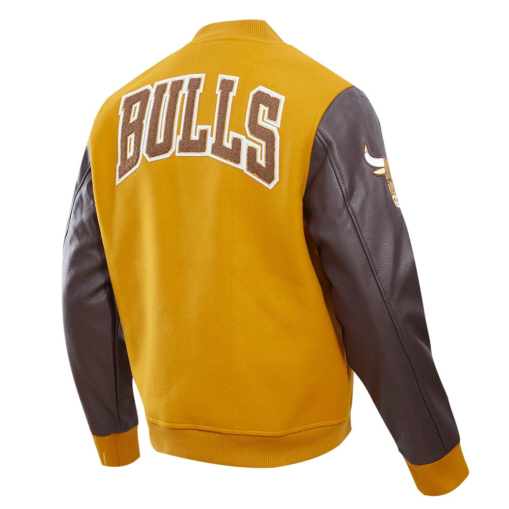 CHICAGO BULLS CLASSIC WOOL VARSITY JACKET