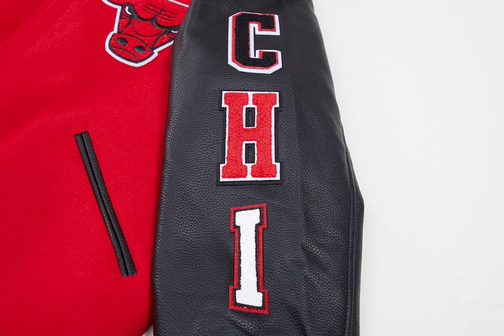 CHICAGO BULLS CLASSIC WOOL VARSITY JACKET