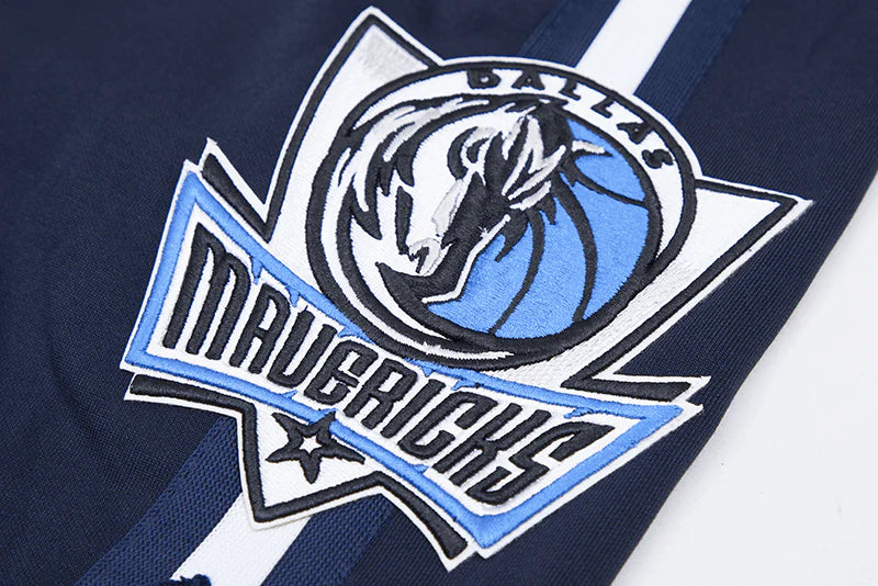NBA DALLAS MAVERICKS CLASSIC CHENILLE MEN'S SHORT