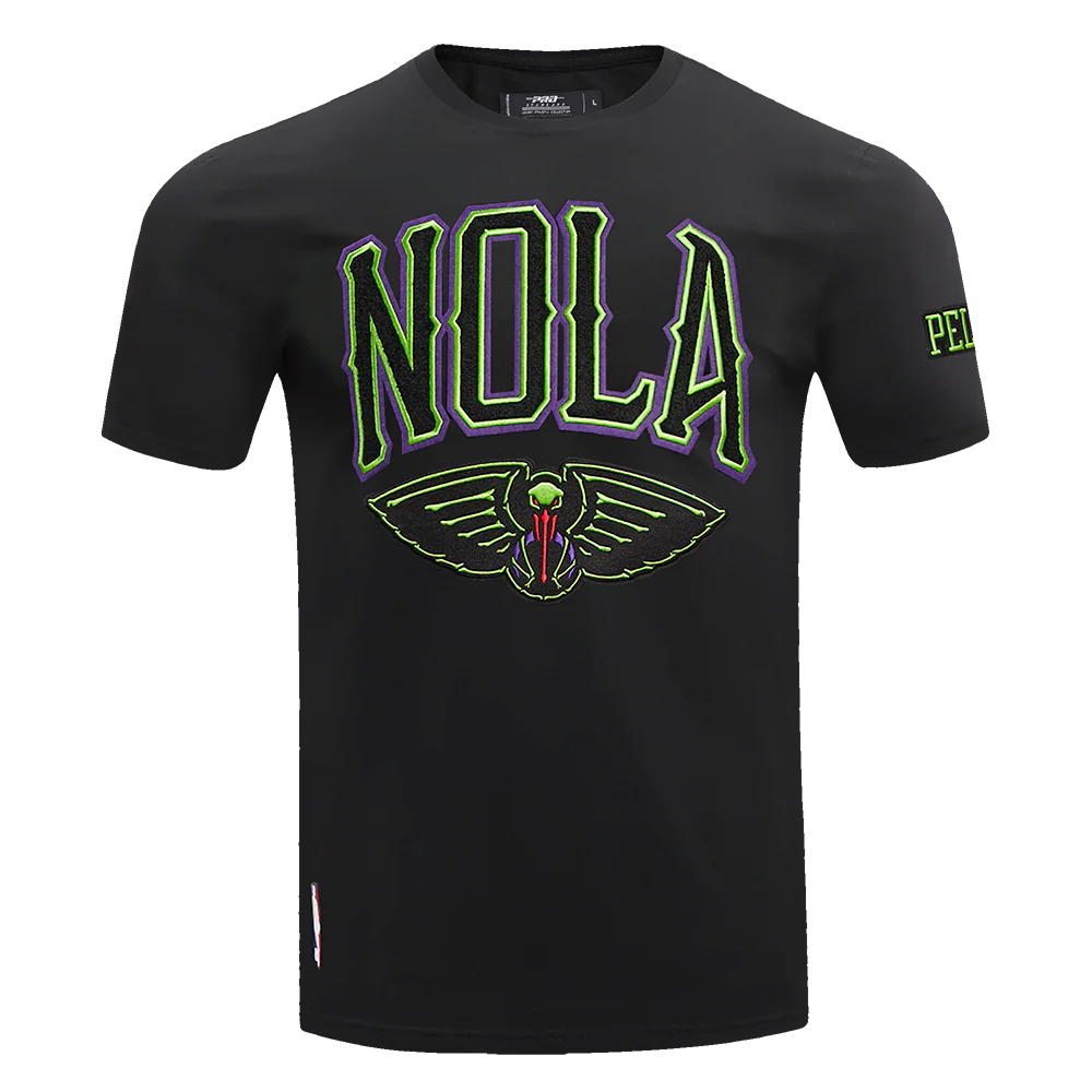 NBA NEW ORLEANS PELICANS MARDI GRAS MEN'S CHEST STACKED LOGO TEE