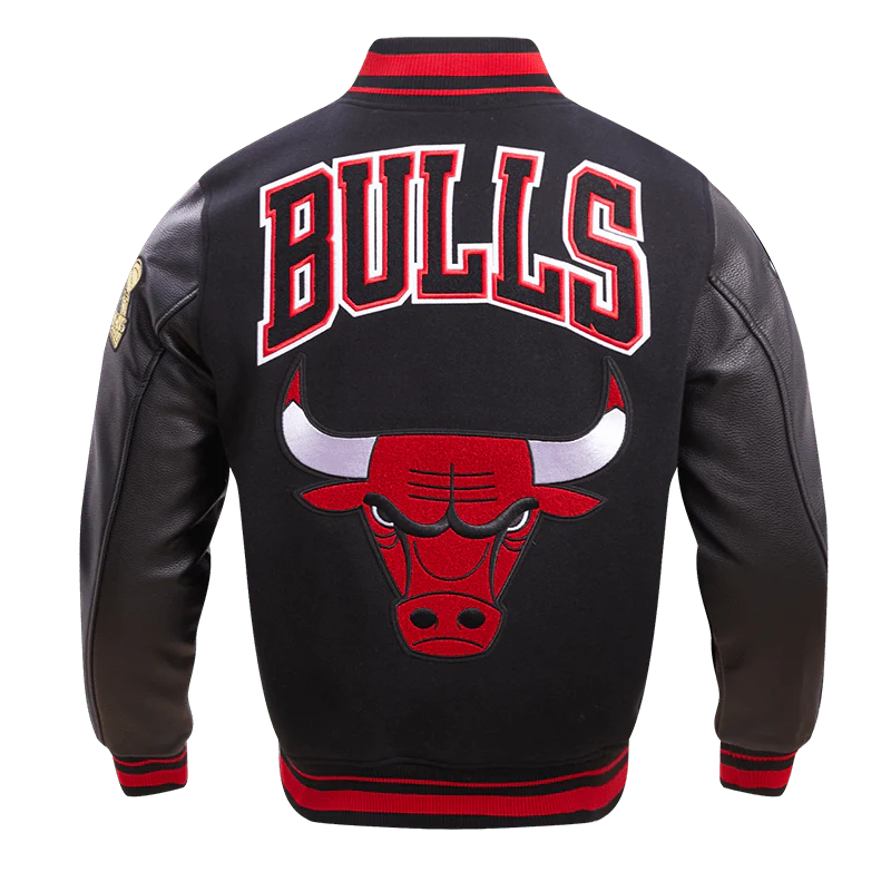 Pro Standard Chicago Bulls Retro Classic Rib Varsity Jacket.